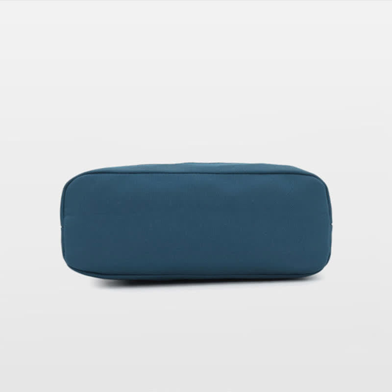 Kleine Umhängetasche mit dreifachem Reißverschluss, leichte, wasserdichte Nylon-Handtasche für Damen