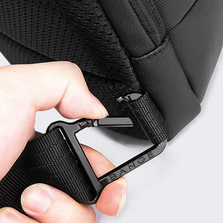 Wasserdichte, großvolumige Schultertasche mit Diebstahlschutz 