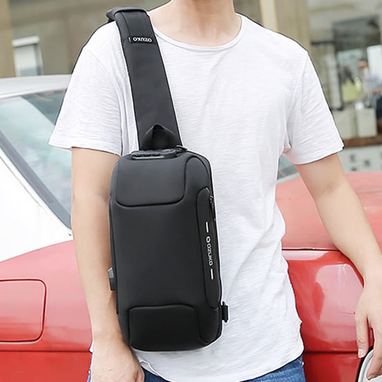 Modische Schultertasche mit mehreren Taschen, Brusttasche mit Passschloss und USB-Ladeanschluss