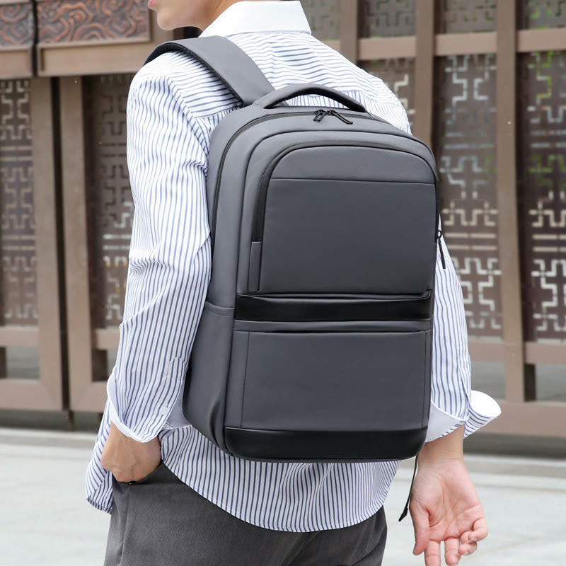 Sanfter Rucksack für Männer mit USB-Ladefunktion, große Business-Laptoptasche