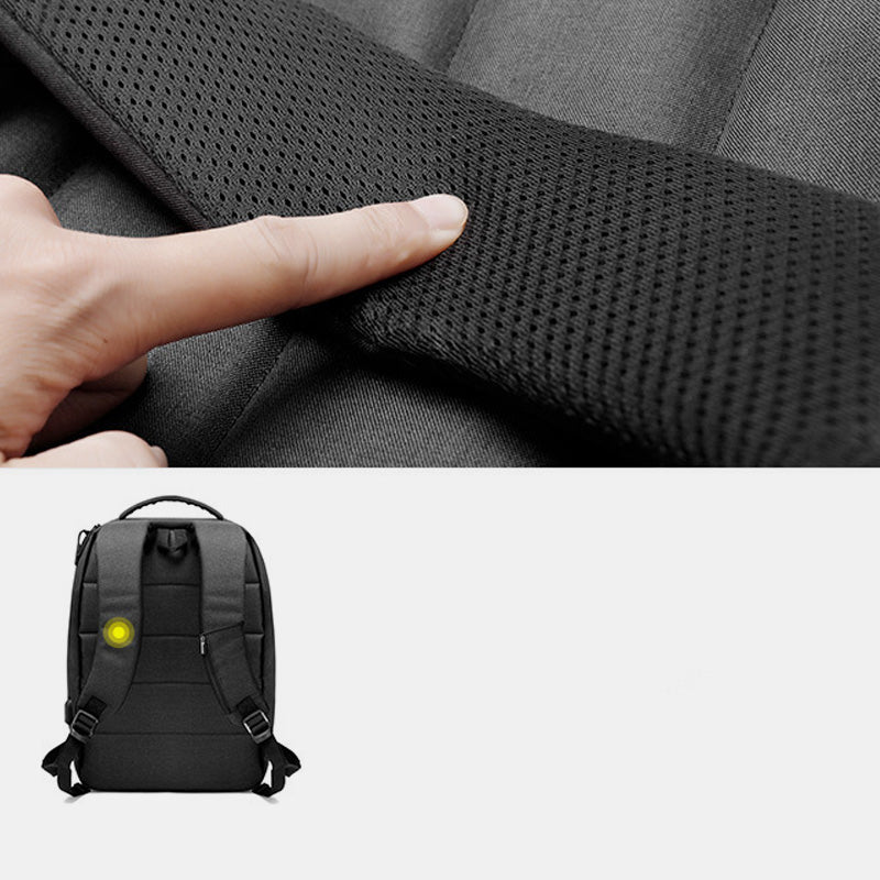 Wasserdichter Rucksack mit mehreren Taschen und USB-Ladefunktion