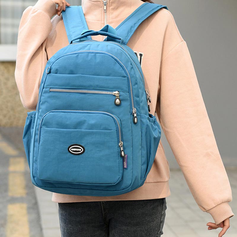 Nylon-Rucksack mit mehreren Taschen, leichter, lässiger Reise-Tagesrucksack für Damen
