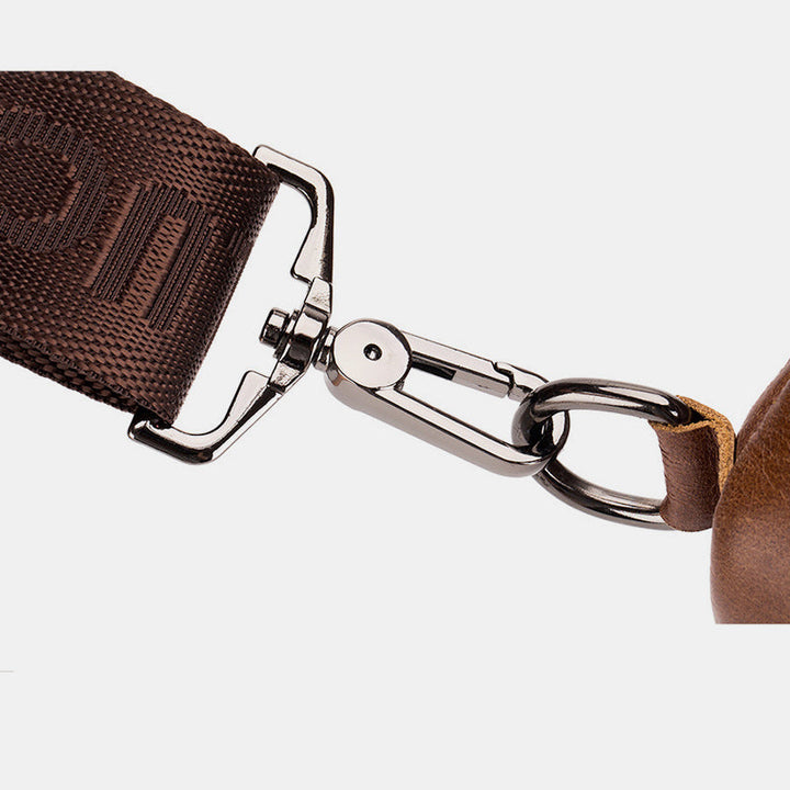 Schultertasche im Vintage-Stil mit mehreren Taschen und Kopfhöreranschluss