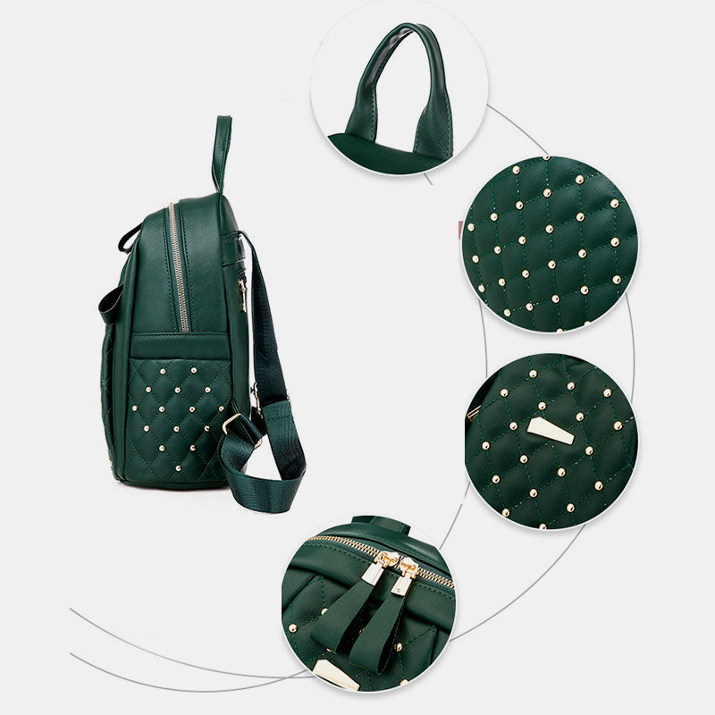 Großer Rucksack mit Nieten