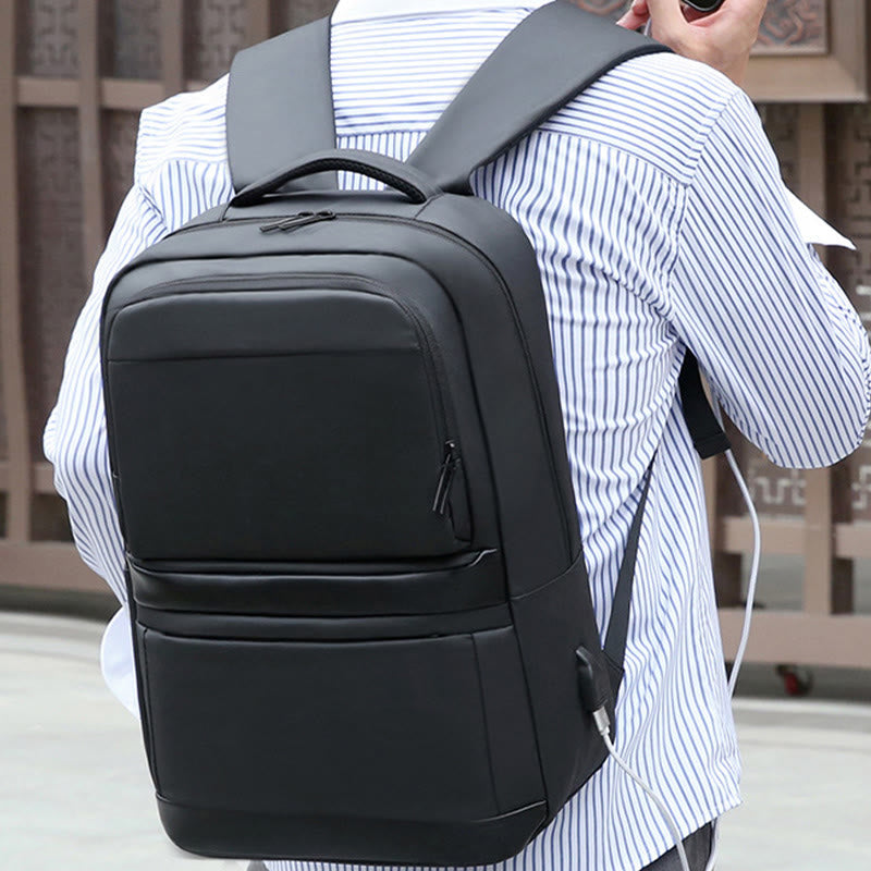 Sanfter Rucksack für Männer mit USB-Ladefunktion, große Business-Laptoptasche