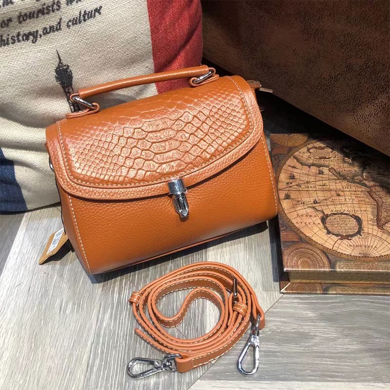 Minimalistische Umhängetasche für Damen, echtes Leder, kleine Schultertasche