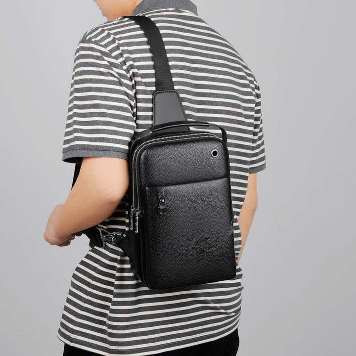 Herren Leder Sling Rucksack Brust Crossbody Schultertasche für Reisen Wandern