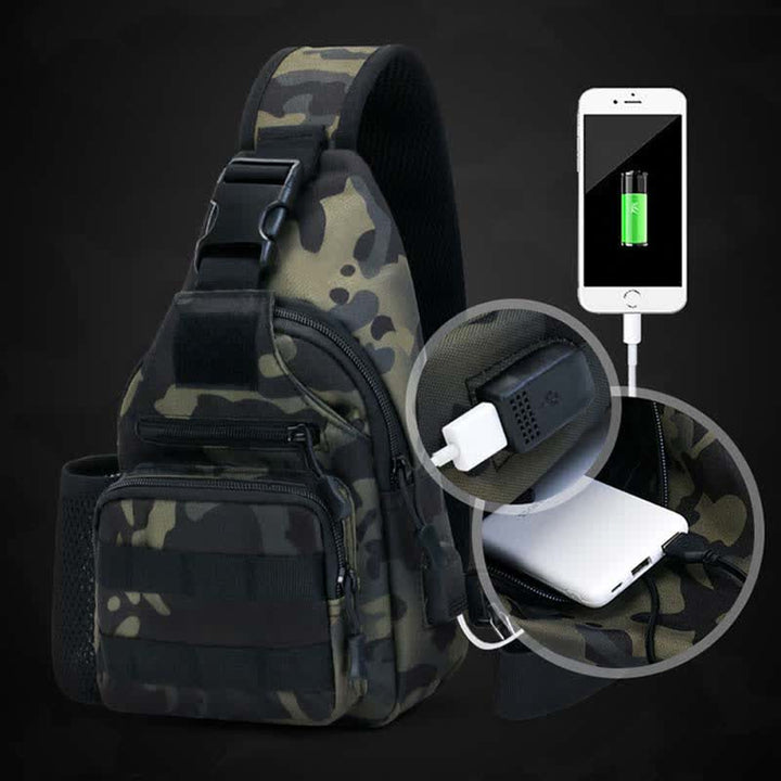 Taktische, militärische, leichte Schultertasche mit mehreren Taschen und USB-Ladeanschluss