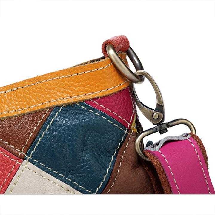 Tote Bag aus echtem Leder in Kontrastfarbe mit mehrfarbigen Blumen