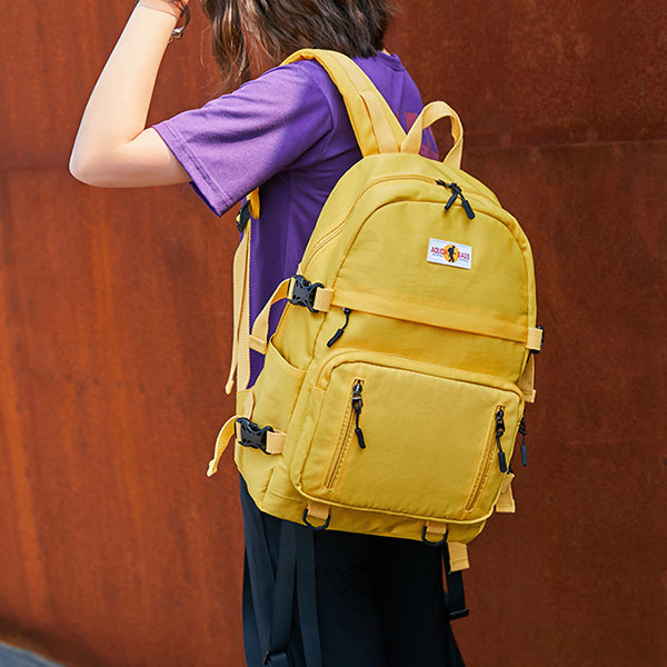 Wasserdichter Rucksack mit mehreren Taschen und großem Fassungsvermögen