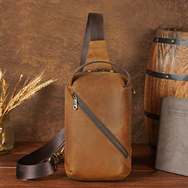 Herren Umhängetasche aus Leder, Schultertasche, Outdoor-Reisetasche, Brusttasche, Daypack