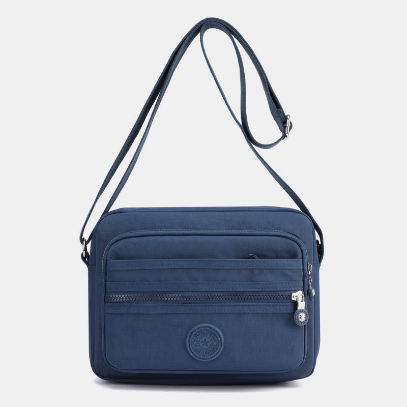 Lässige Umhängetasche mit mehreren Taschen und leichtem Design