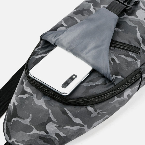Wasserdichte, großvolumige Sling Bag Umhängetasche