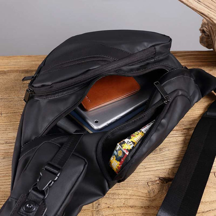 Sling Bag für Herren, schwarze, leichte Umhängetasche aus Nylon