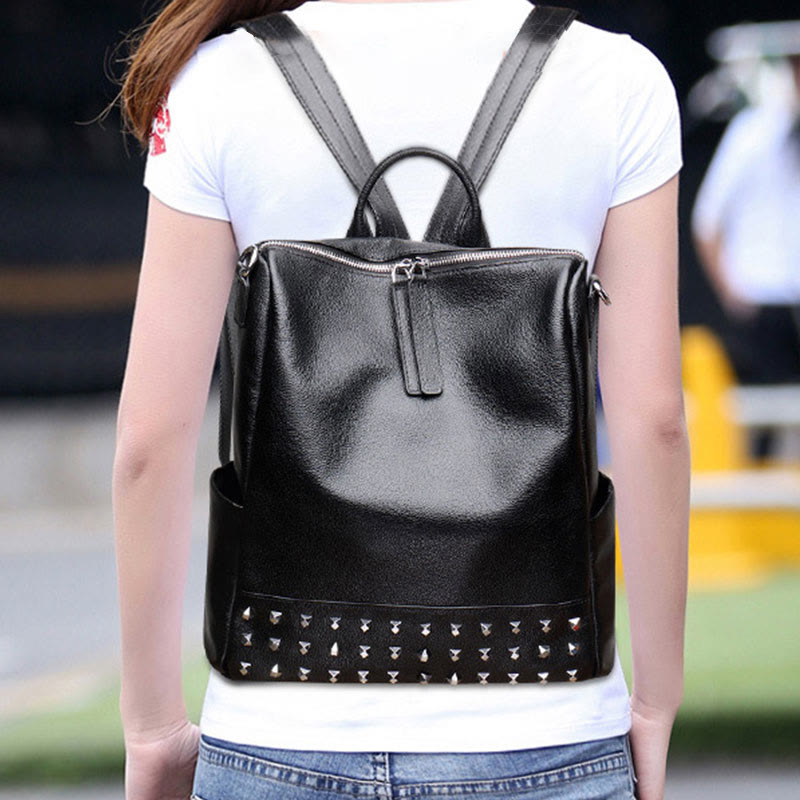 Modischer Rucksack aus echtem Leder mit doppeltem Schultergurt und geräumiger Tasche