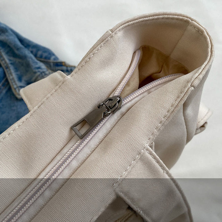 Tragetasche für Damen, schlichte Schultertasche mit Abzeichen-Dekor
