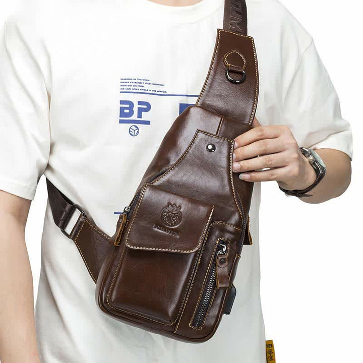 Brusttasche aus echtem Leder mit mehreren Taschen und USB-Ladeanschluss