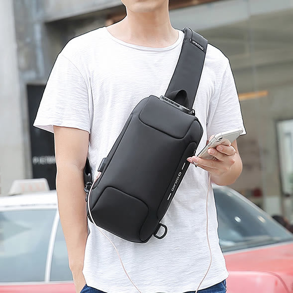 Modische Schultertasche mit mehreren Taschen, Brusttasche mit Passschloss und USB-Ladeanschluss