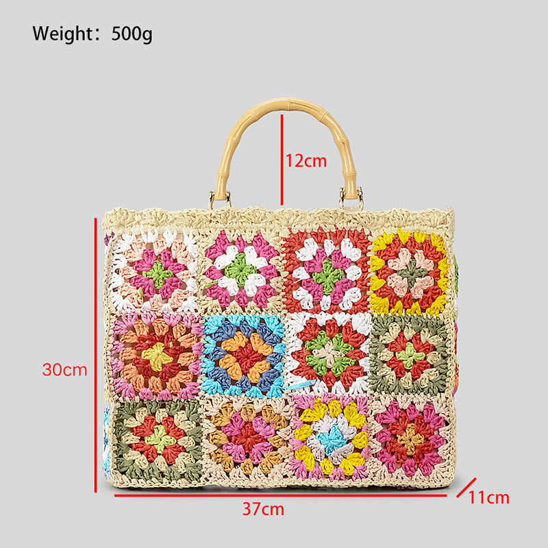 Gestrickte Handtasche mit Blumen-Patchwork-Muster und Bambusgriff