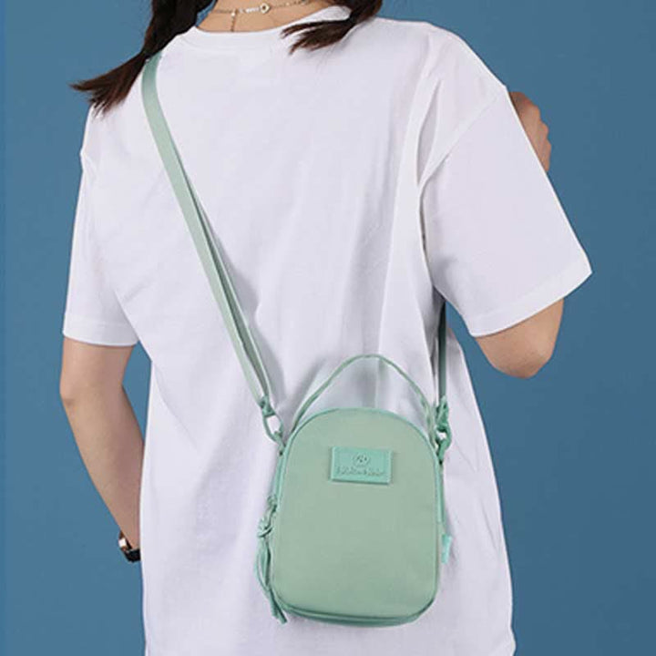 Umhängetasche mit dreifachem Reißverschluss für Damen, wasserdichte Mini-Reisehandtasche