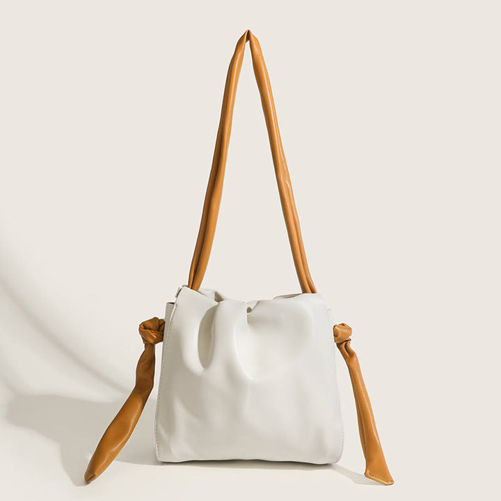Elegante Umhängetasche für Damen aus weichem Leder mit Wolkenmuster