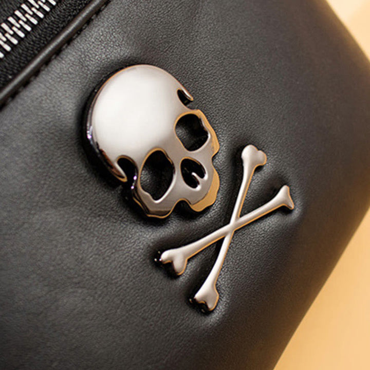 Gürteltasche im Punk-Stil mit Totenkopf und Nietengürtel, Brusttasche