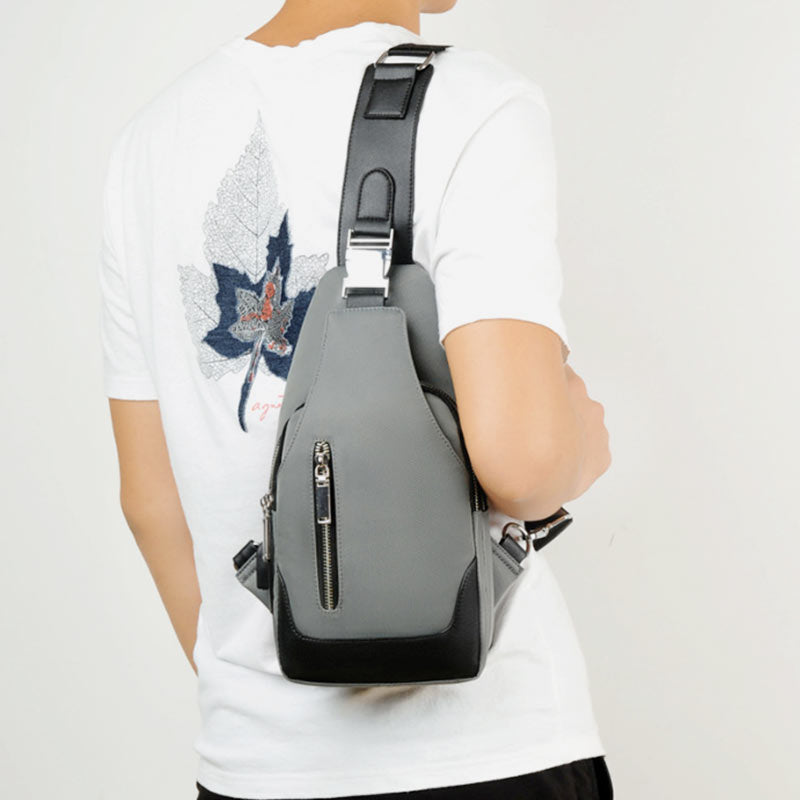 Wasserdichte Schultertasche mit USB-Ladefunktion 