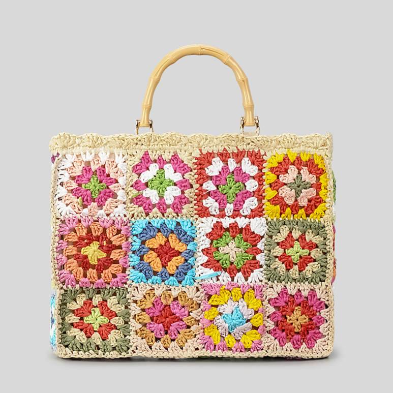 Gestrickte Handtasche mit Blumen-Patchwork-Muster und Bambusgriff