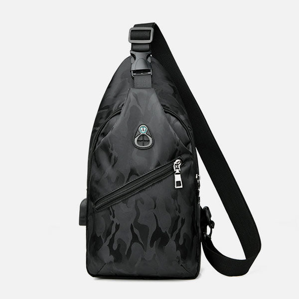 Wasserdichte, großvolumige Sling Bag Umhängetasche