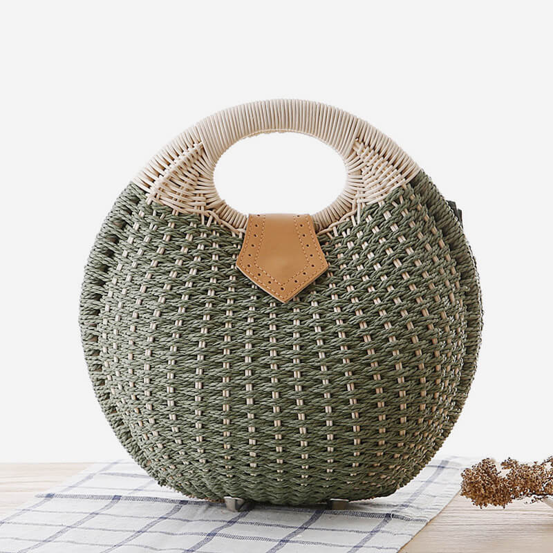 Lässige, runde Rattan-Handtasche