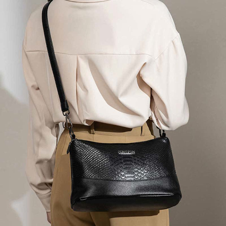 Umhängetasche mit drei Fächern für Damen, Beuteltasche aus veganem Leder